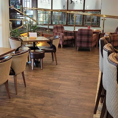 Gold Coast Hotel 3*