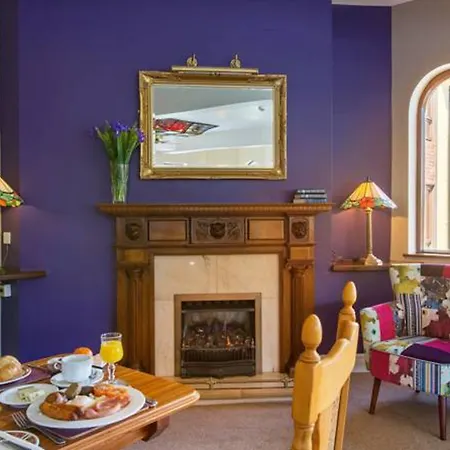 Gold Coast Hotel 3*